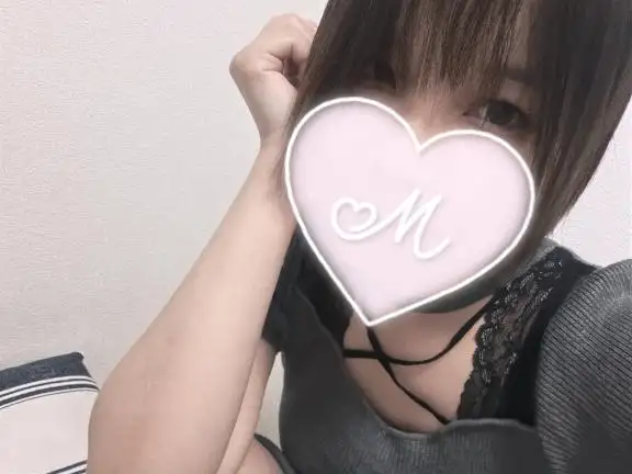 (∩'-'⊂)(I<-/