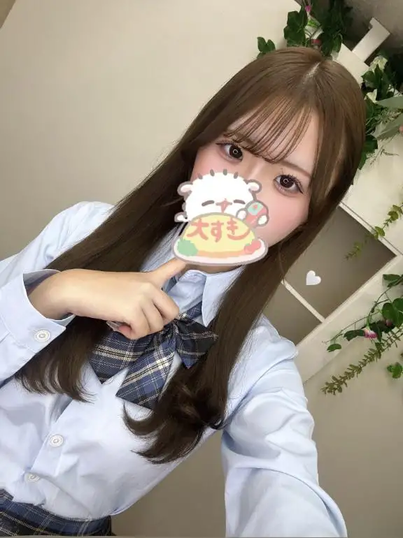 8月